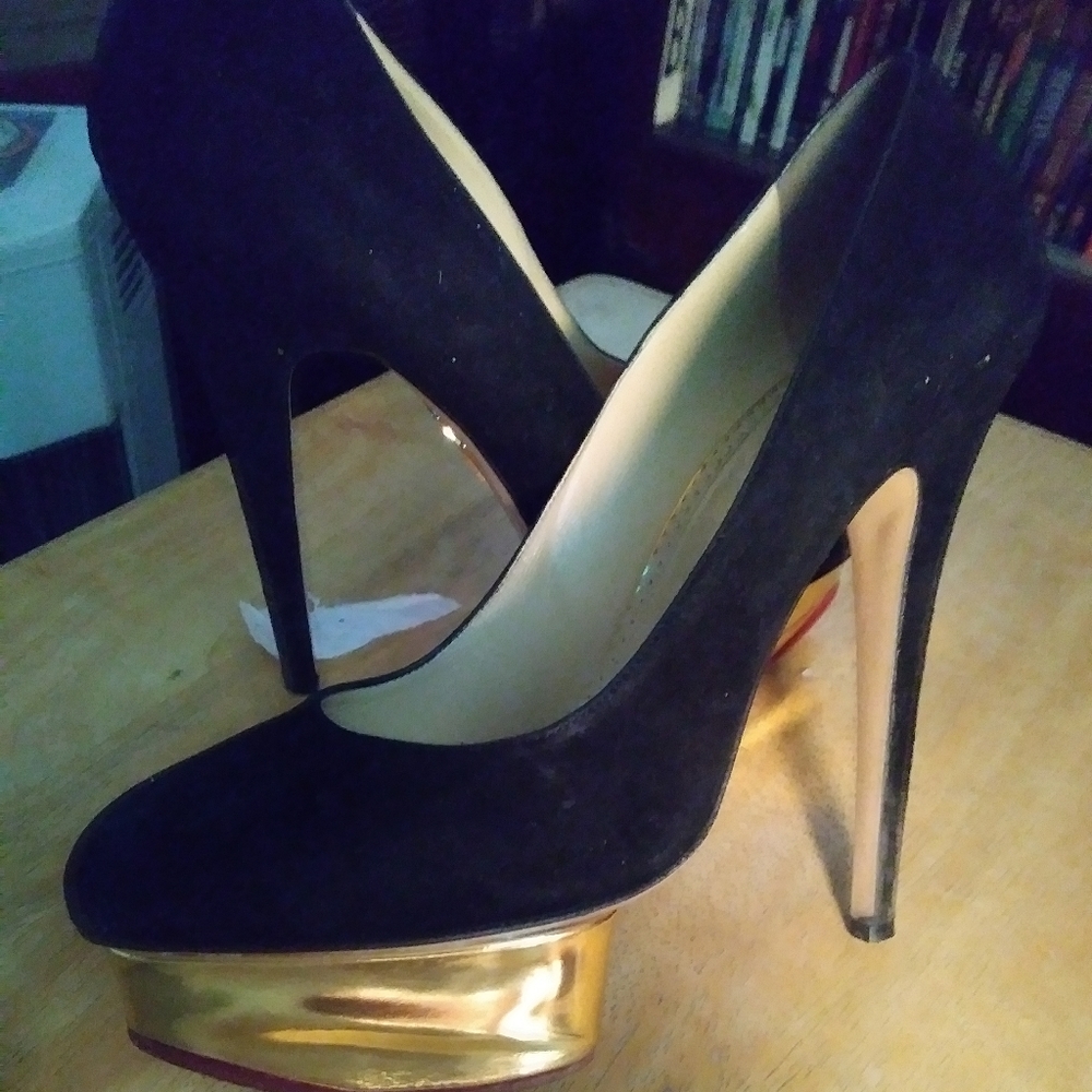 Authentic Charlotte Olympia dolly 👠 heels